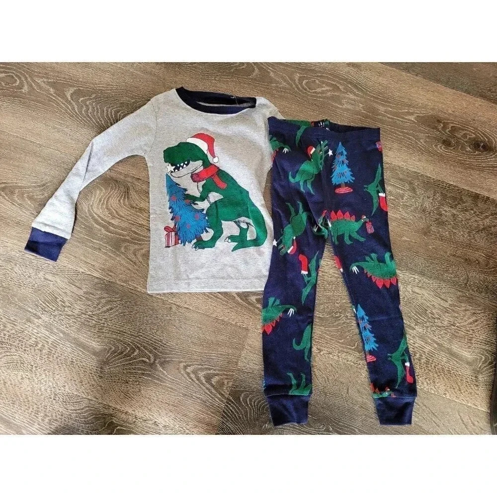Carters size 3t christmas Dinosaur pjs #4